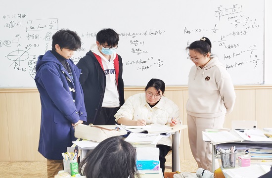 武汉前程高考培训学校