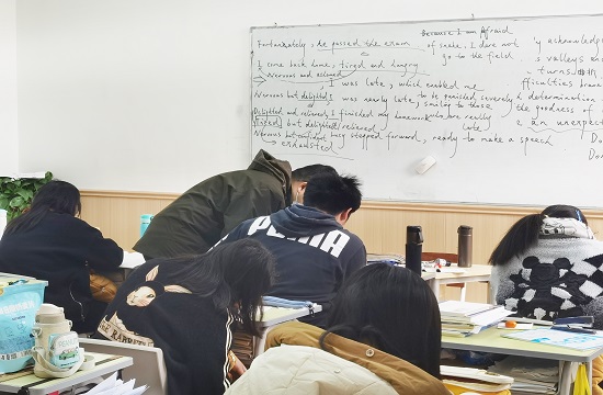 武汉前程高考培训学校